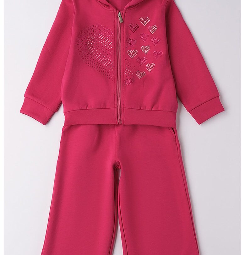 Спортен екип с декоративни камъни Sarabanda