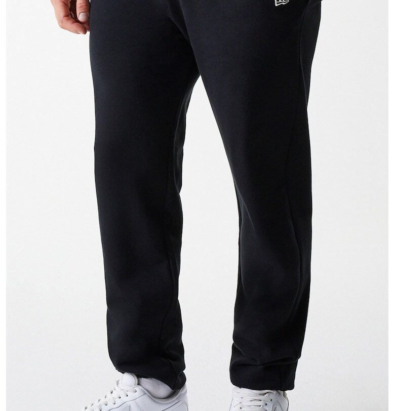 Спортен панталон с лого New Era