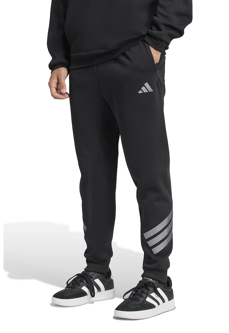 Спортен панталон с лого adidas Sportswear