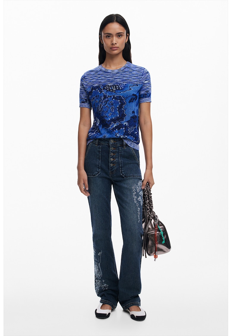 Тениска с овално деколте и десен DESIGUAL