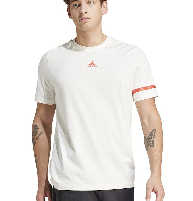 Тениска с овално деколте и лого adidas Sportswear