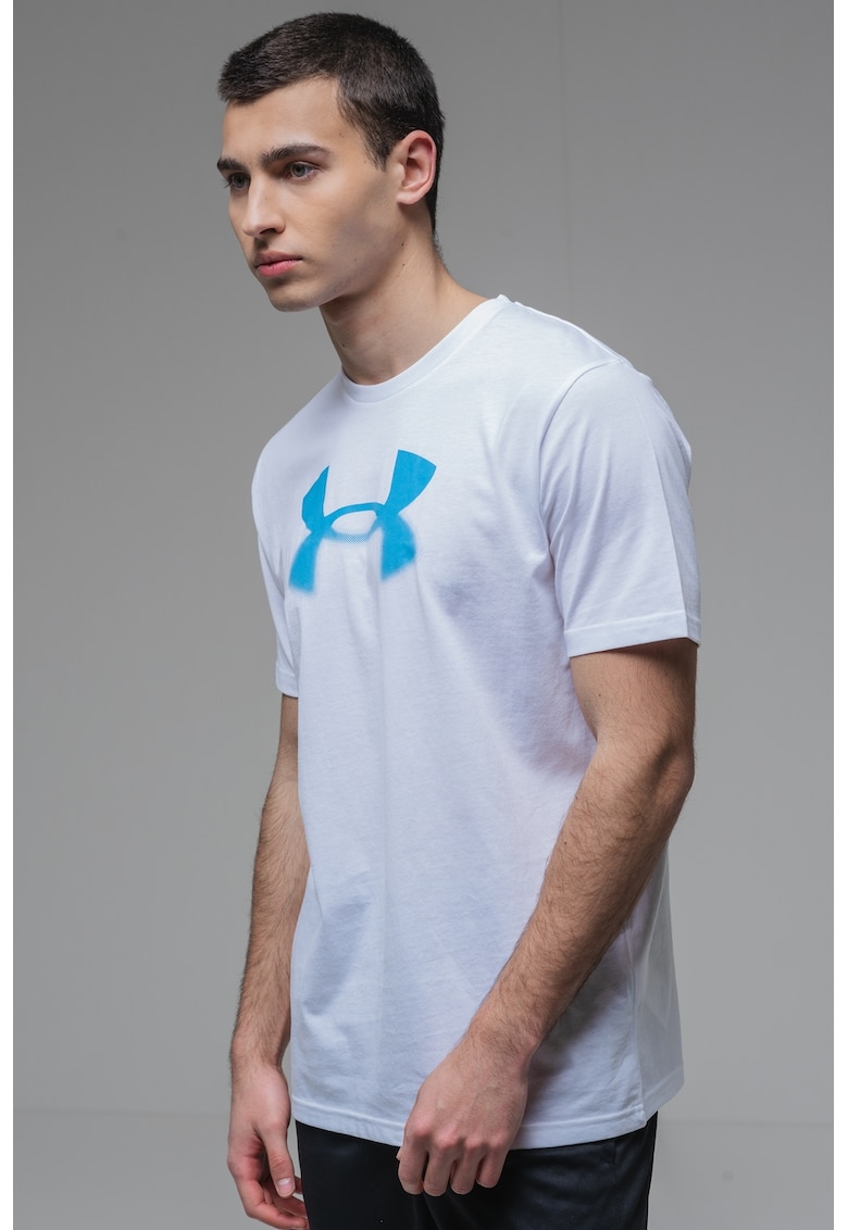 Тениска с овално деколте и светлоотразително лого Under Armour