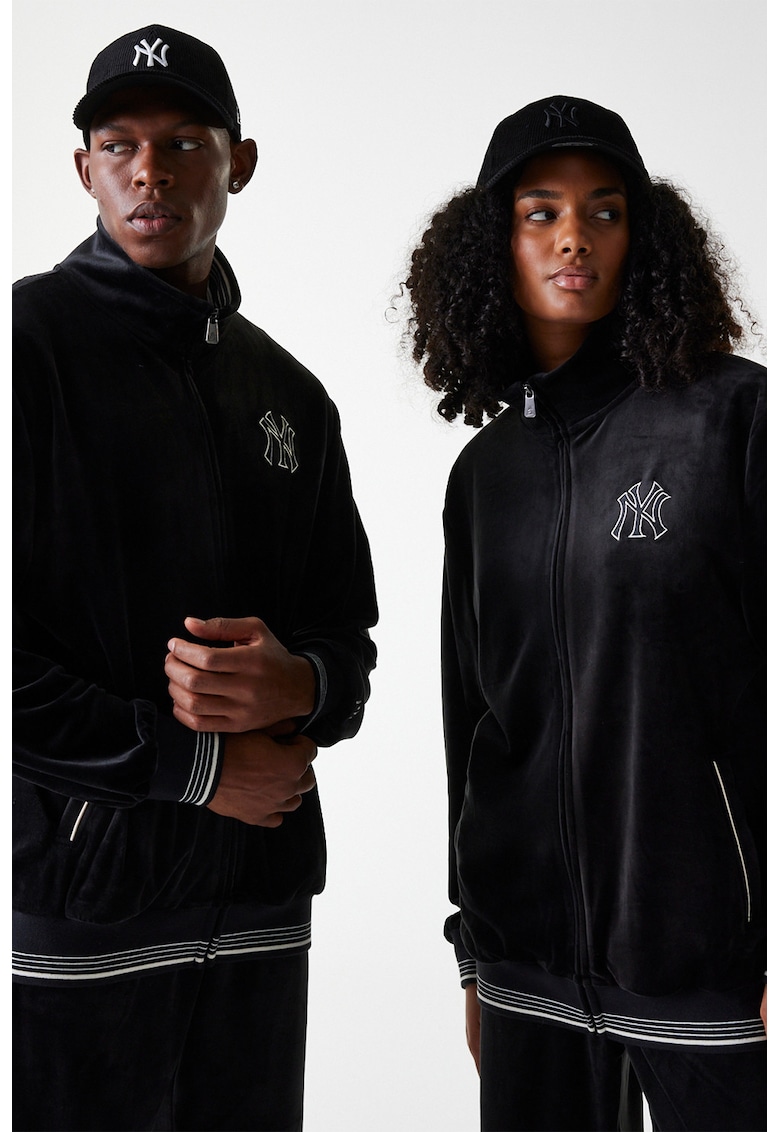 Унисекс суитшърт с бродирано лого New Era