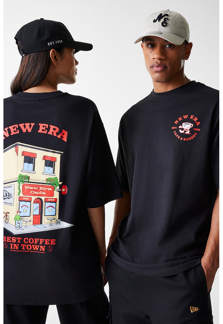 Унисекс тениска с графика на гърба New Era