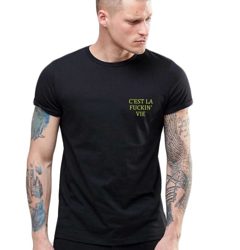 Черна мъжка тениска - C'est la vie THEICONIC