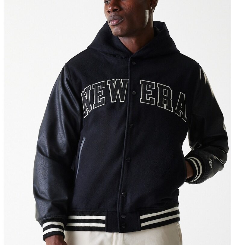 Яке Varsity с качулка и ръкави от еко кожа New Era