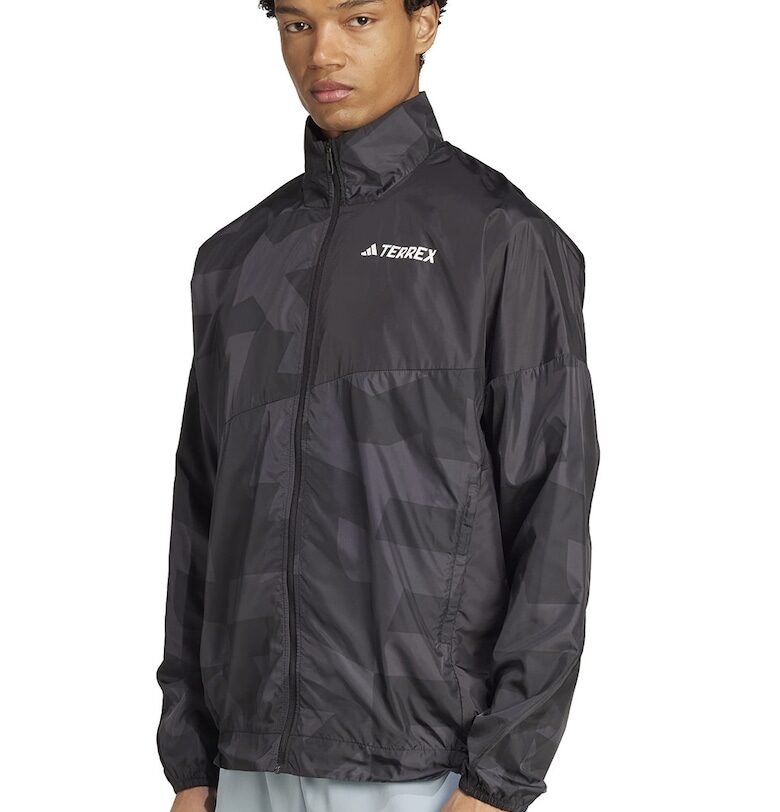 Яке за трейл с цип adidas Performance