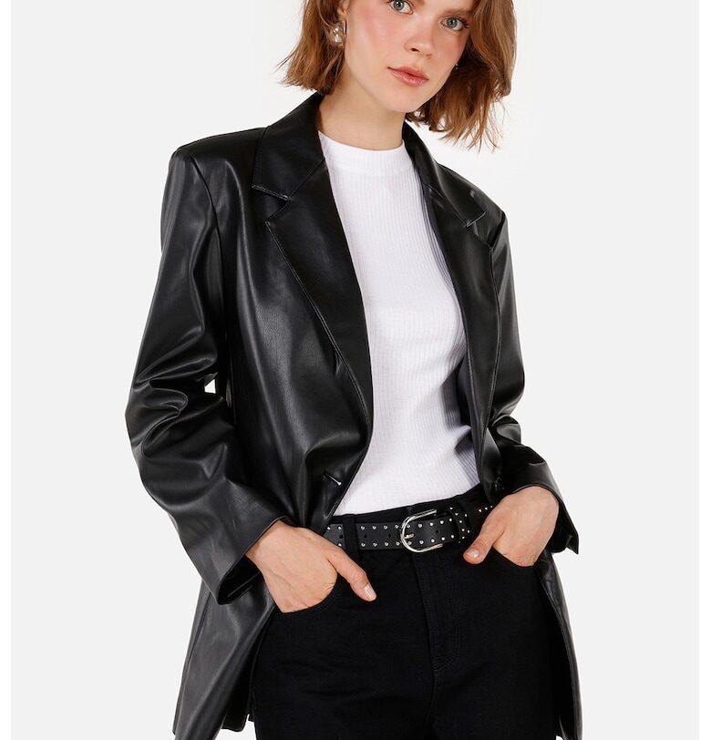 Яке от еко кожа с джобове с капаче COLINS