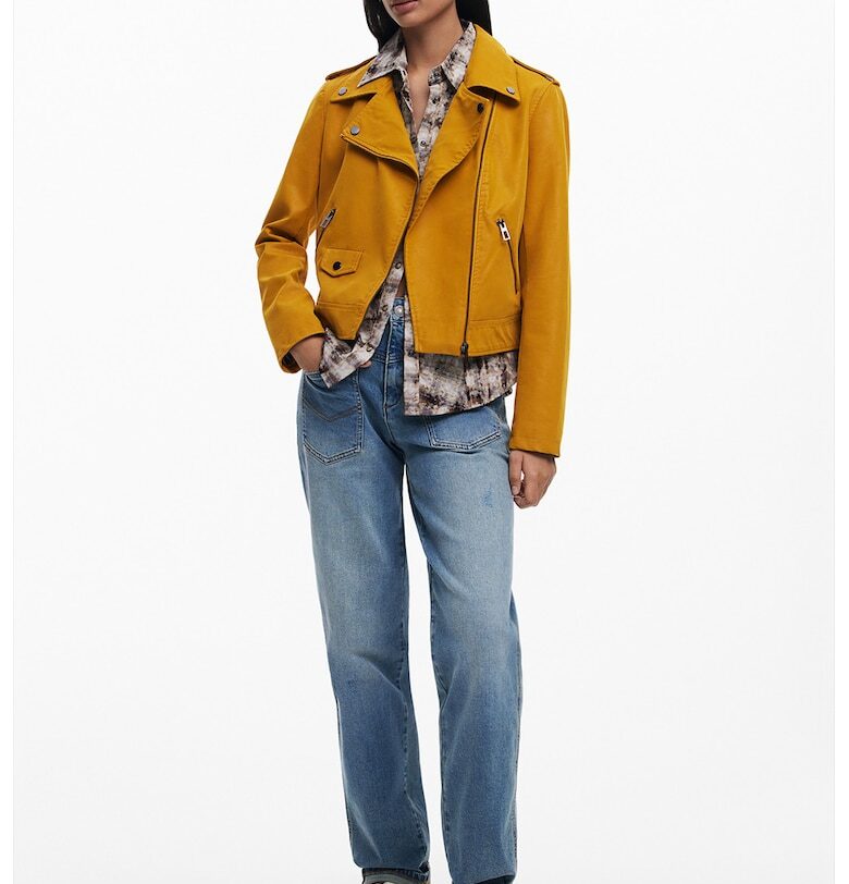 Яке от еко кожа с джобове с цип DESIGUAL