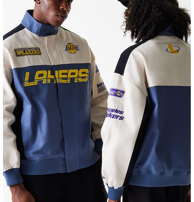 Яке с яка и цип New Era