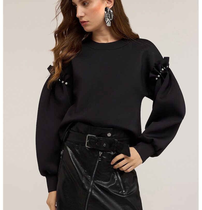 Блуза с бухнали ръкави и перли Motivi