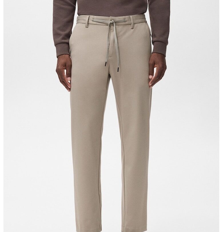 Едноцветен панталон с връзка Mango