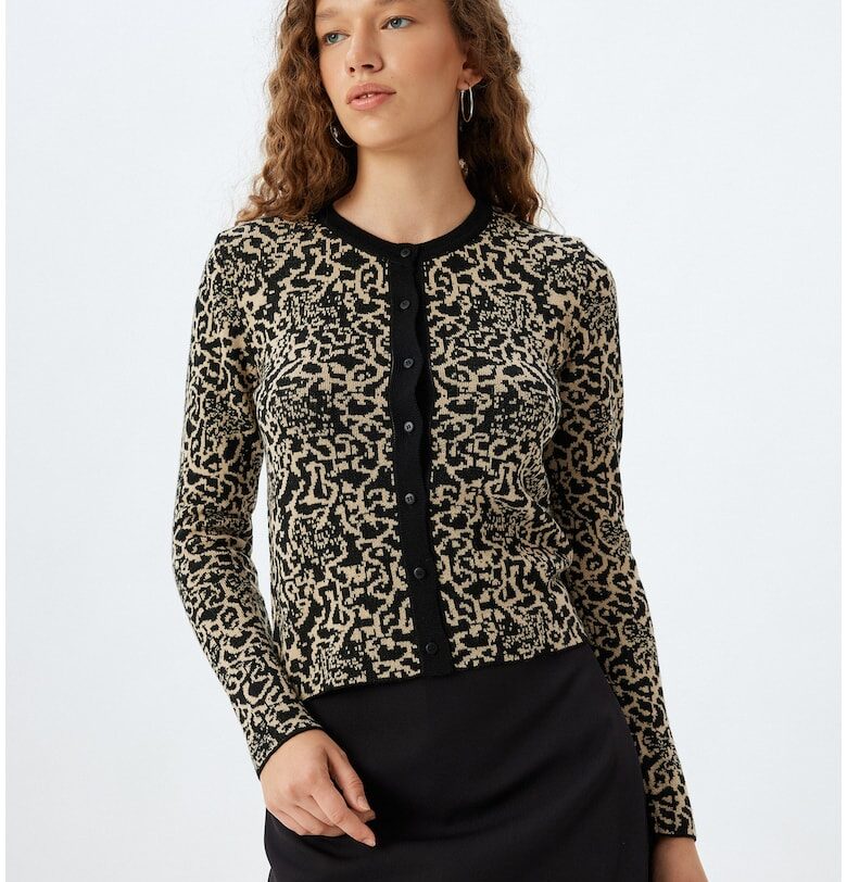 Жилетка с овално деколте и копчета KOTON