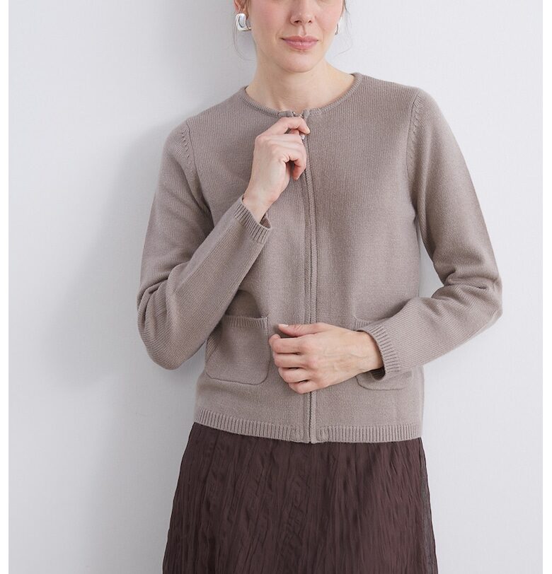 Жилетка с овално деколте и цип LC WAIKIKI