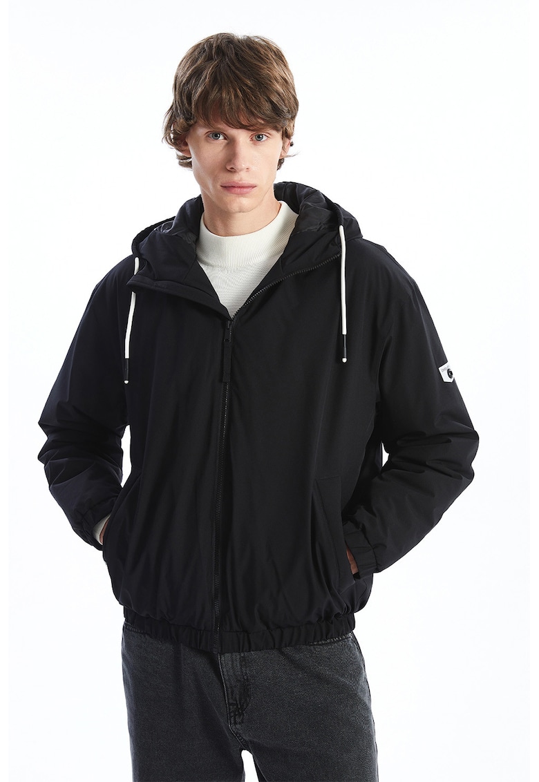 Зимно яке с цип и еластичен подгъв LC WAIKIKI