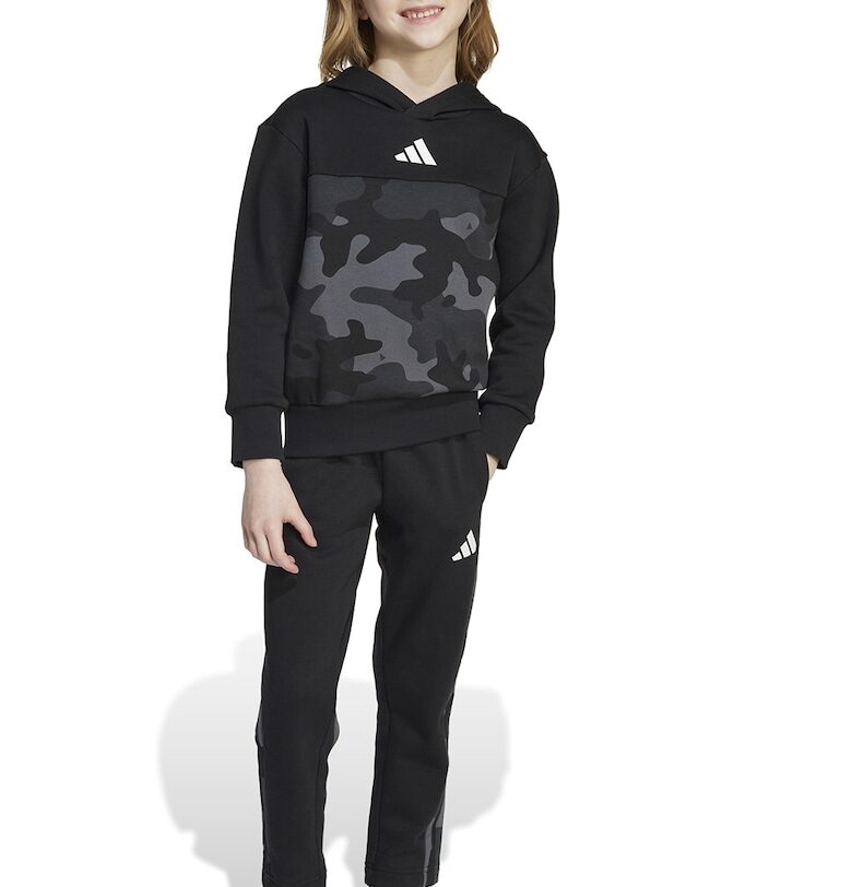 Камуфлажен спортен екип adidas Sportswear