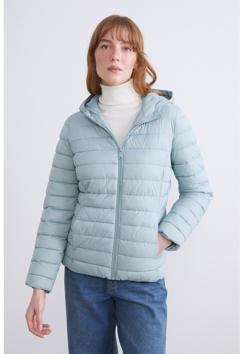 Капитонирано зимно яке с качулка LC WAIKIKI