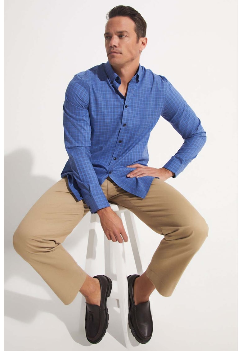 Карирана риза с копчета на яката June