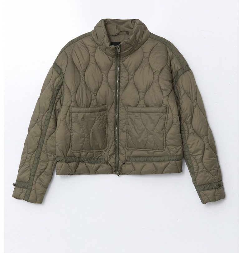 Късо яке с цип LC WAIKIKI