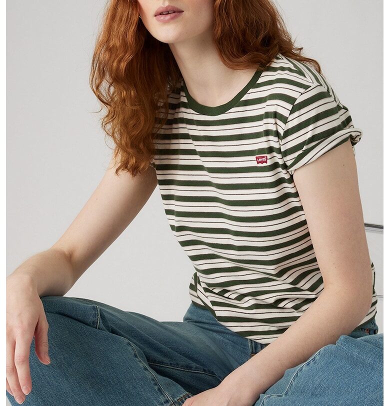 Памучна тениска с овално деколте Levis