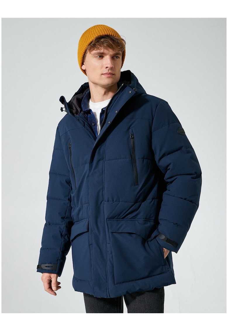 Подплатено зимно яке с качулка KOTON