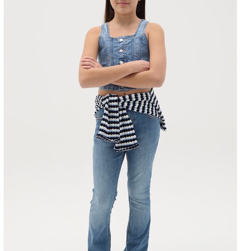 Разкроени дънки със захебен ефект OVS