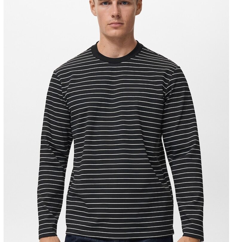 Раирана блуза с овално деколте Mango