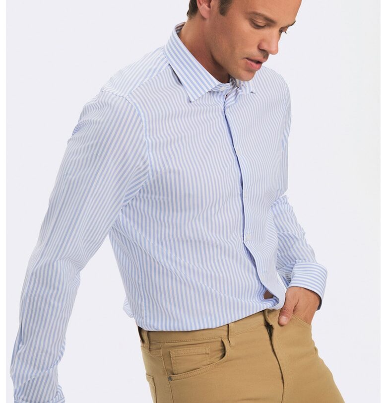 Раирана риза със стандартна кройка June