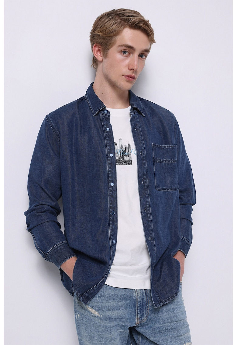 Риза от шамбре с класическа яка COLINS