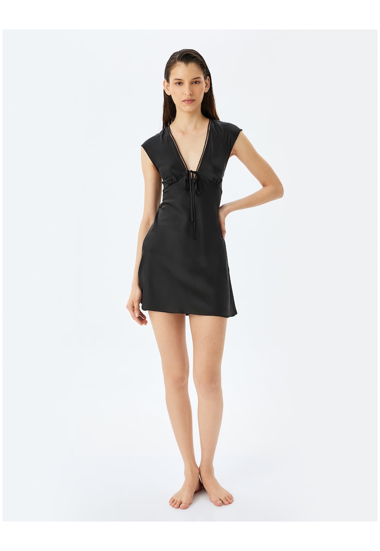 Сатинирана шпиц нощница KOTON