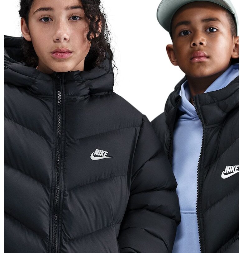 Свободно подплатено зимно яке с лого Nike