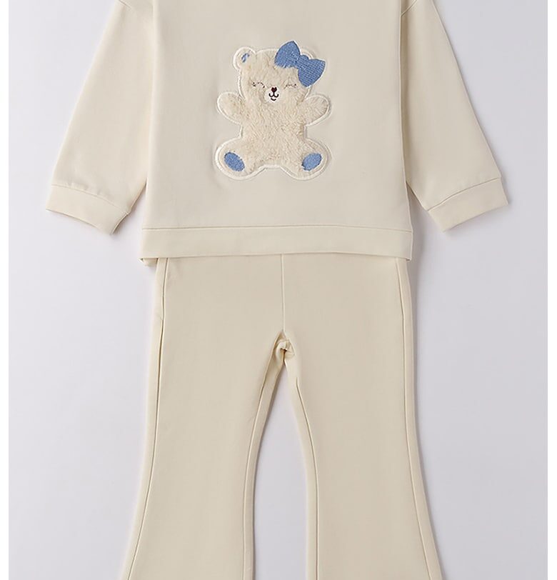 Спортен екип с апликация на мече Sarabanda