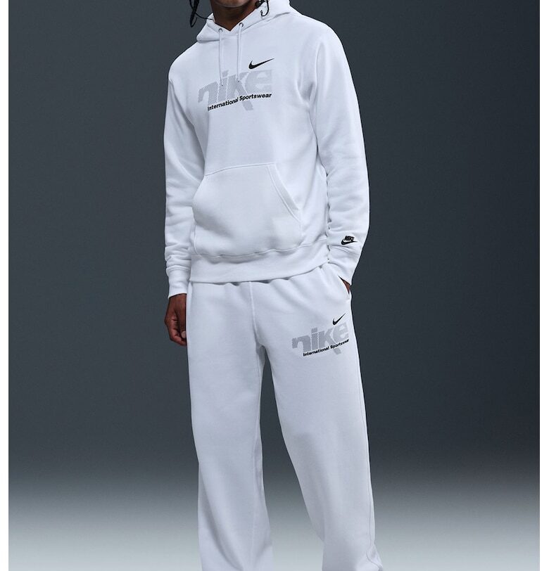 Спортен панталон Club за бънджи Nike