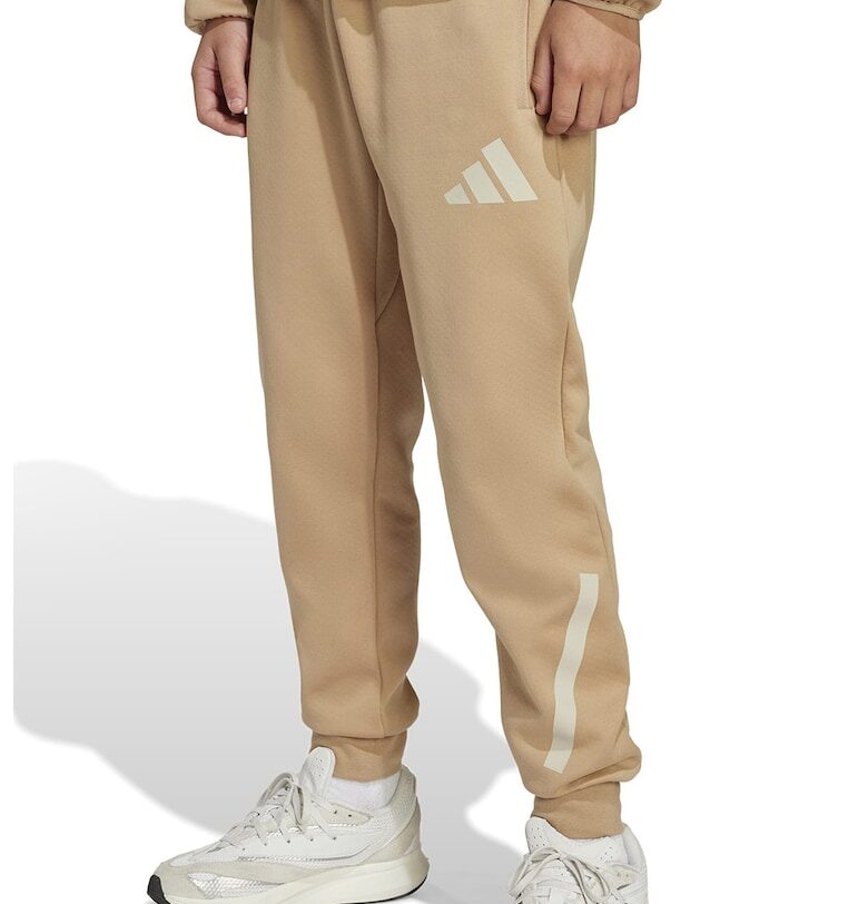 Спортен панталон Z.N.E с връзка adidas Sportswear