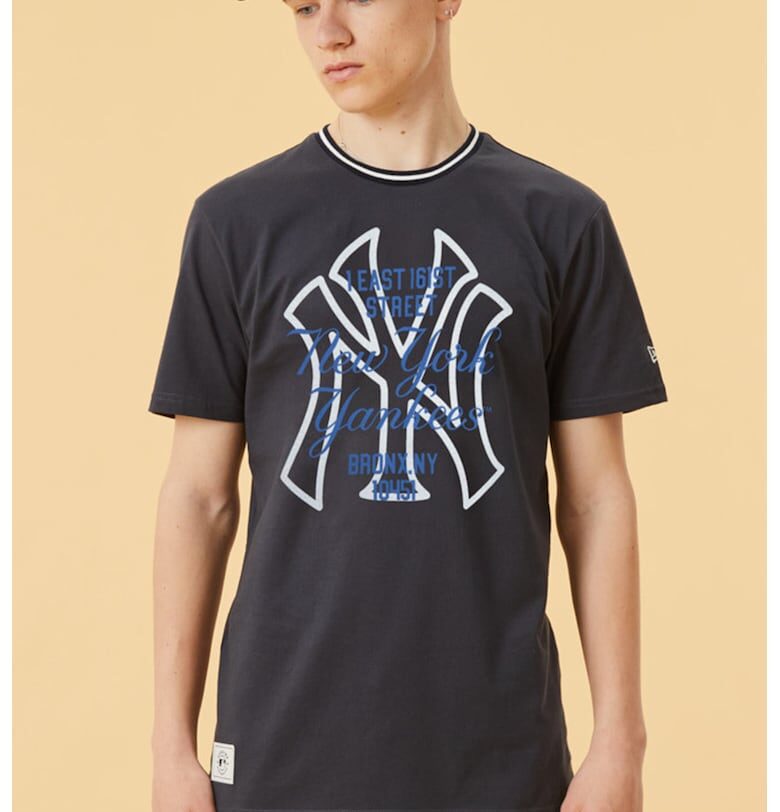 Тениска New York Yankees Heritage с овално деколте New Era