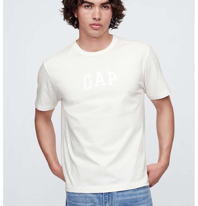 Тениска с лого GAP