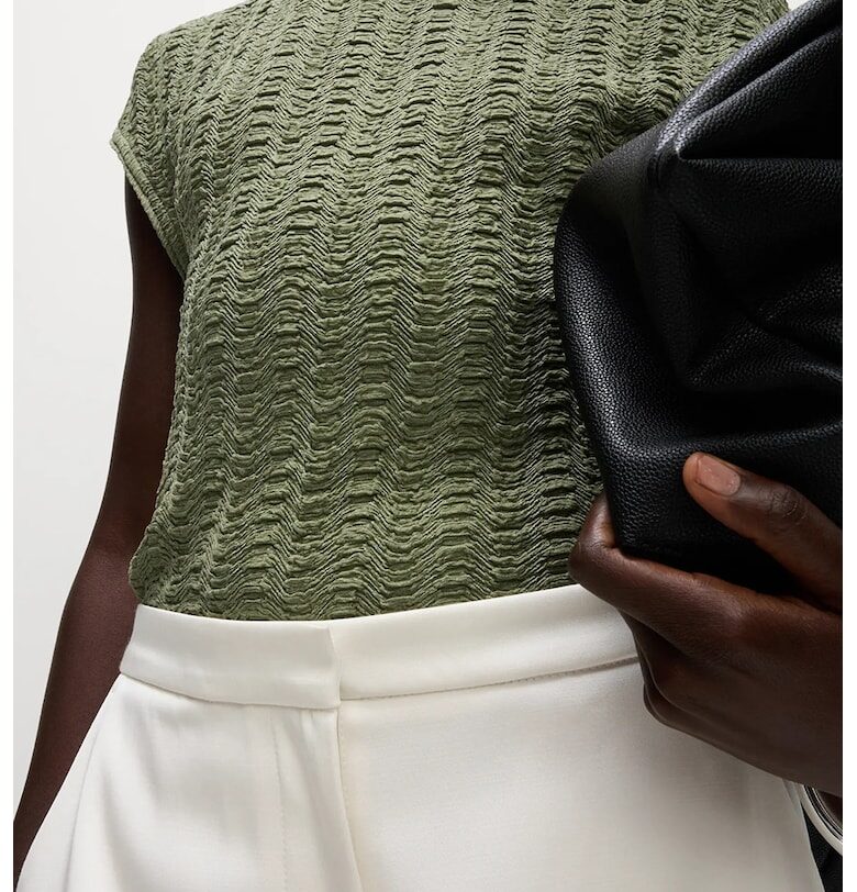 Тениска с релеф и овално деколте Marks  Spencer