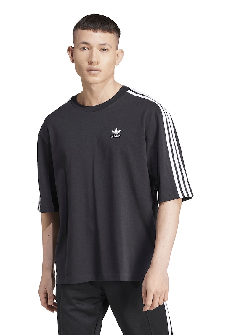 Уголемена памучна тениска с лого adidas Originals
