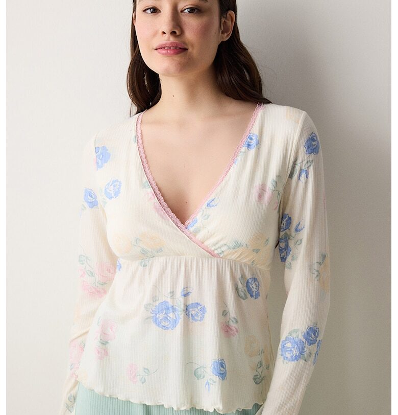 Флорална горна пижама с отделящи се подплънки Penti