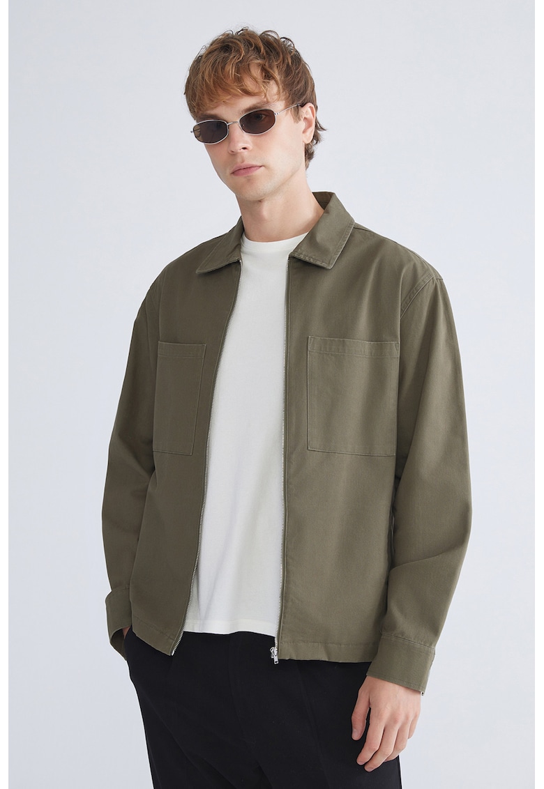 Шакет с цип и пришити джобове LC WAIKIKI