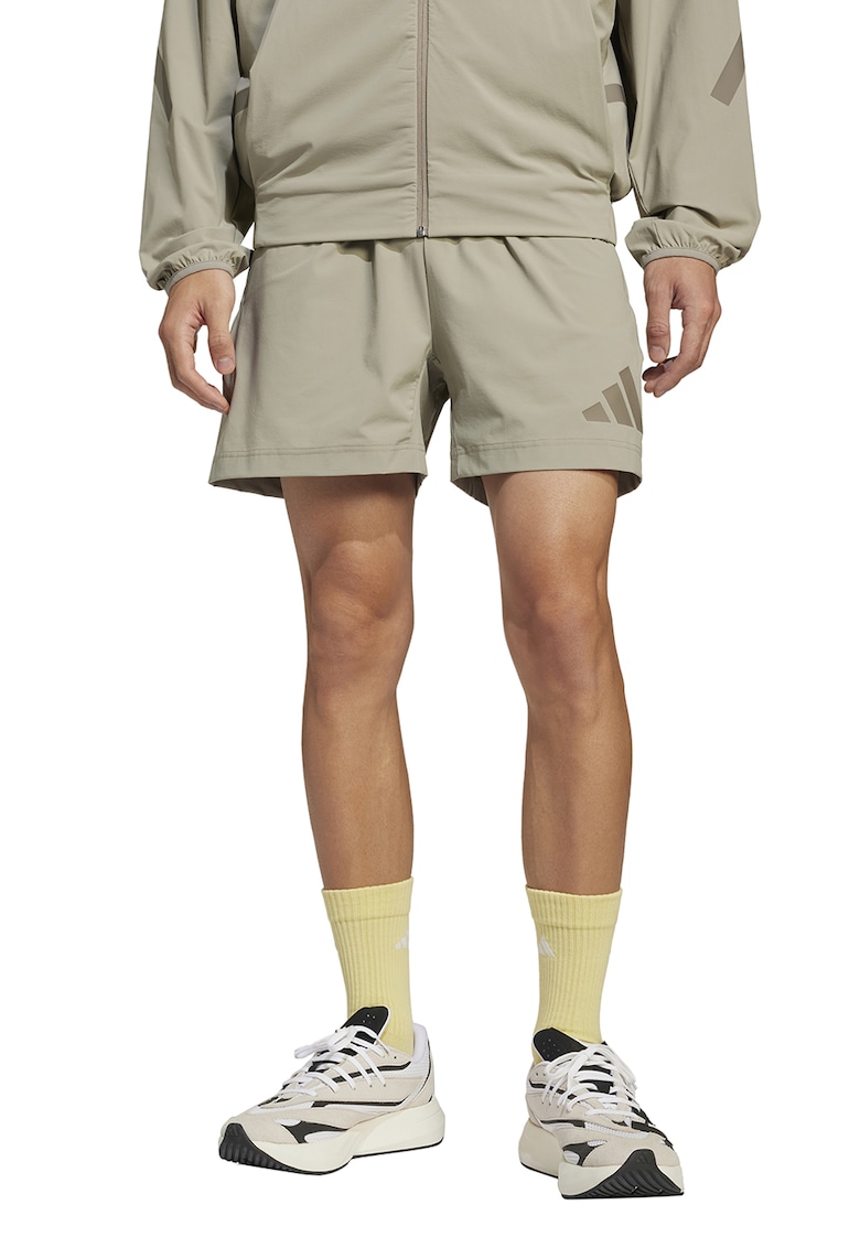Шорти с връзка и странични джобове adidas Sportswear