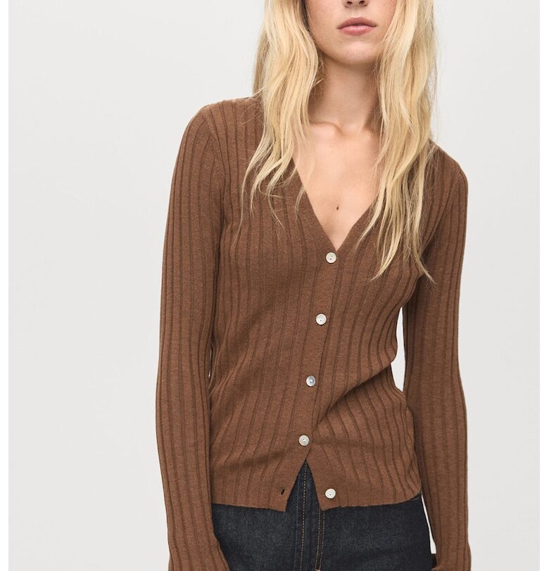 Шпиц пуловер с копчета Mango