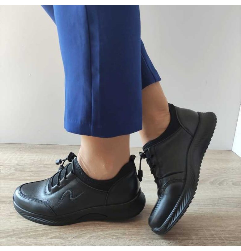 11-90 Ежедневни дамски обувки черни - черни FORMAZIONE