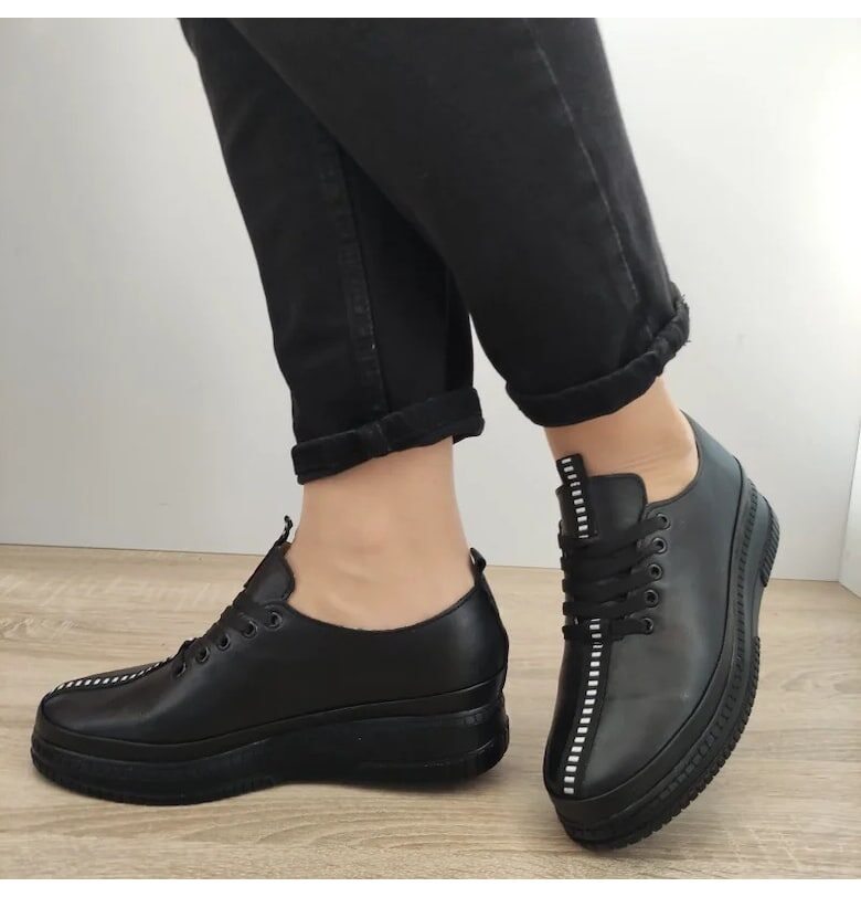 1237 Ежедневни дамски обувки черни - черни PERLLA