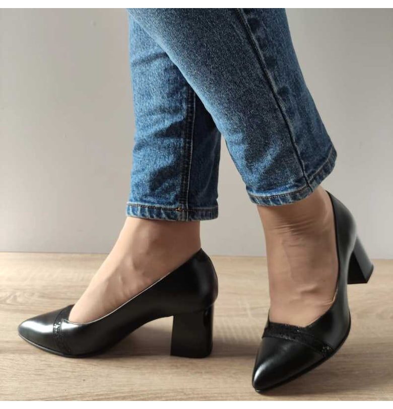 13462 черни елегантни дамски обувки - черни Antonio