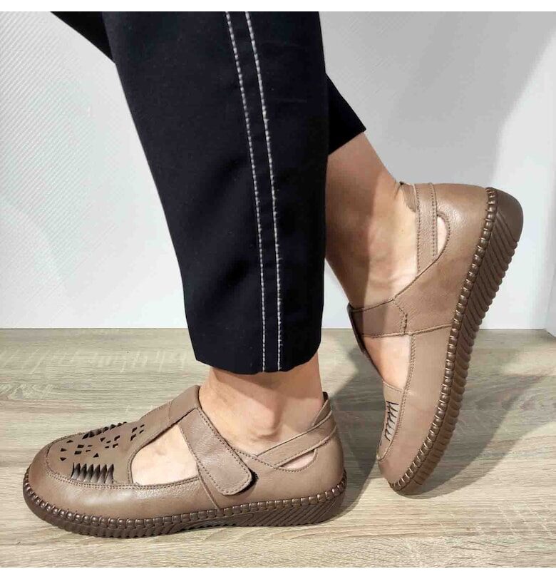 2800 Дамски перфорирани обувки - Кайсия FORMAZIONE