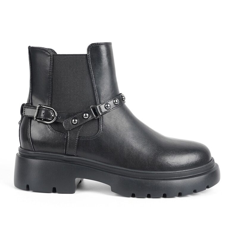 Madelyn Leather Chelsea Short Boots Il Passo