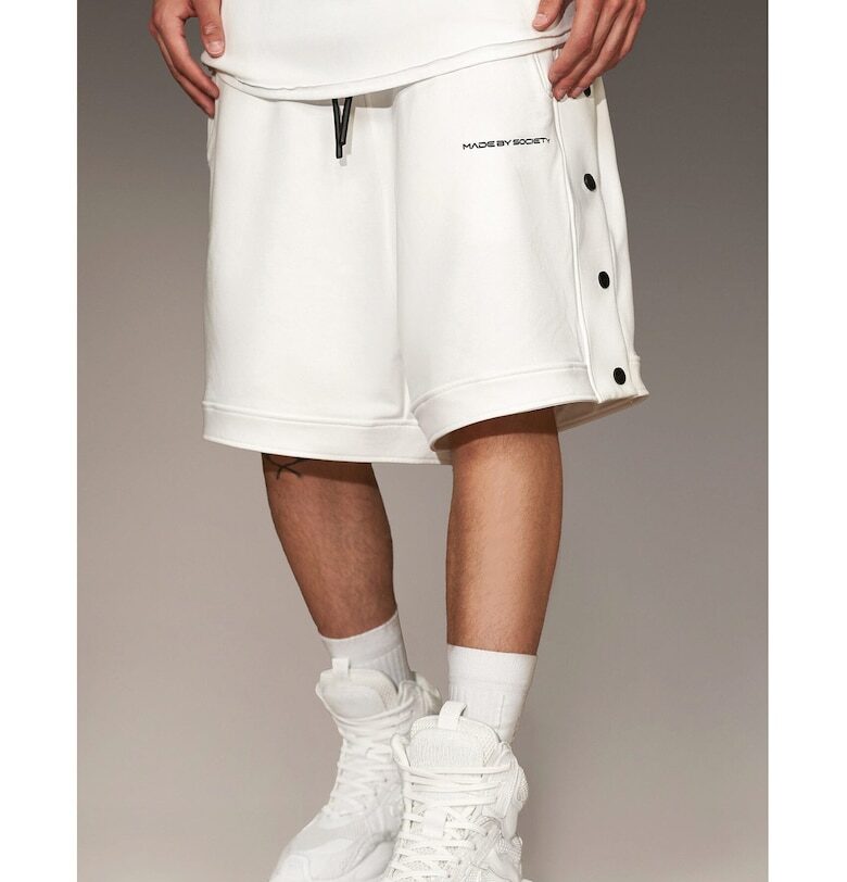 Бермуди с капси - B16488 - Бял Made By Society