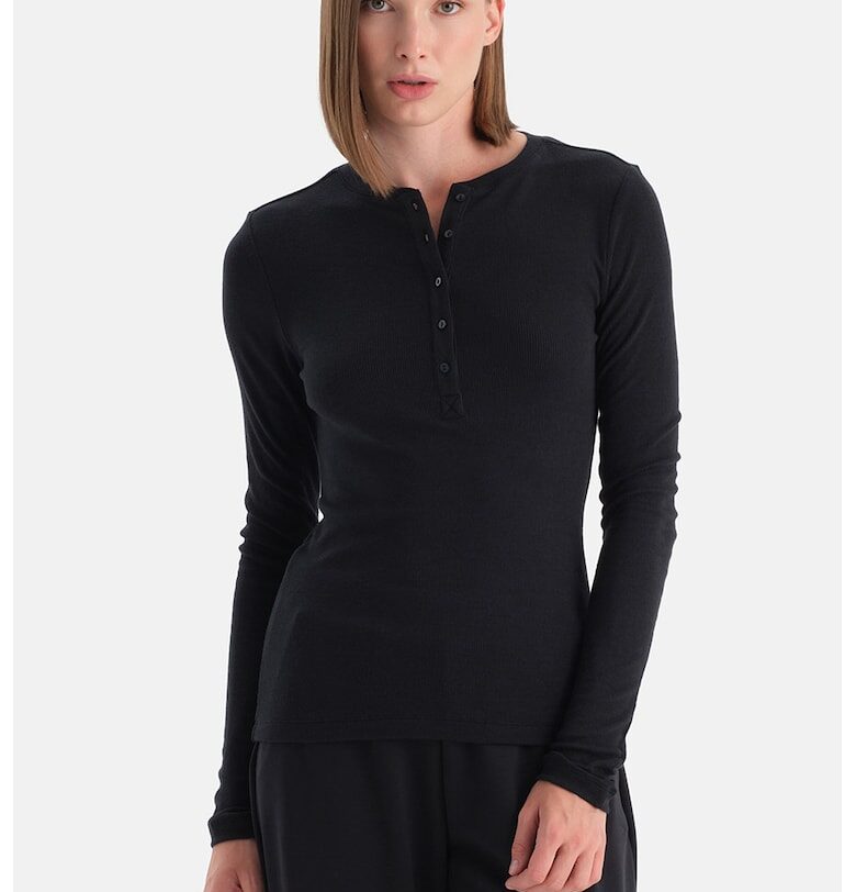 Блуза с модал с копчета - Черен DAGI