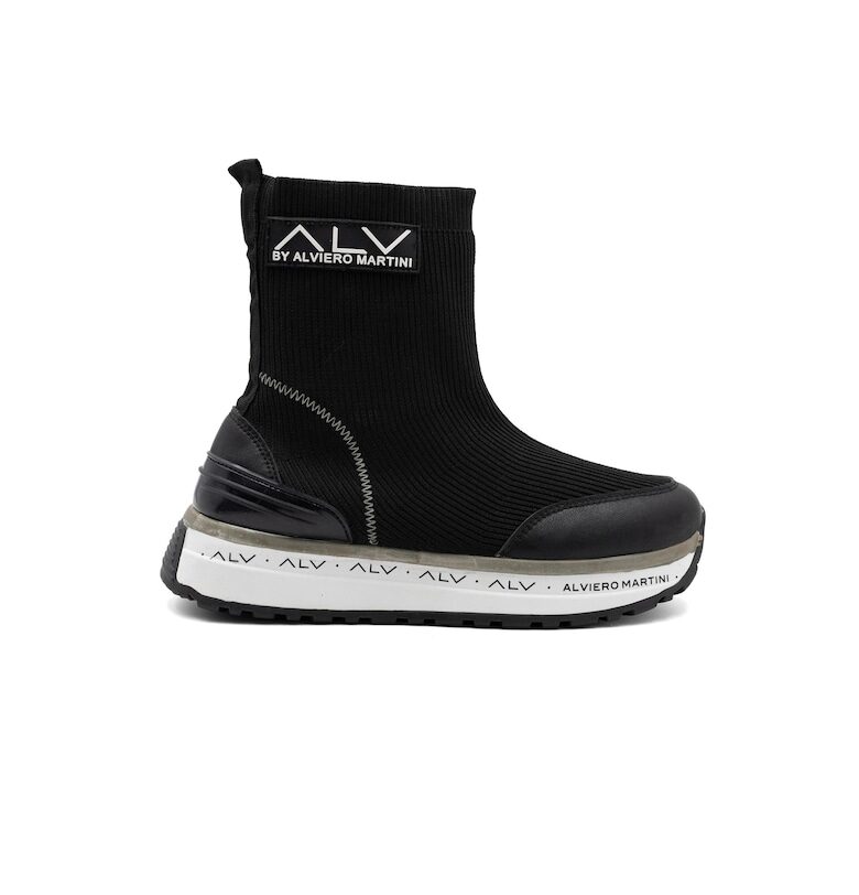Боти на равна платформа с лого ALV by Alviero Martini